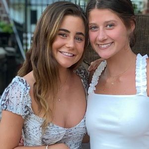 Meet your Posher, Annie